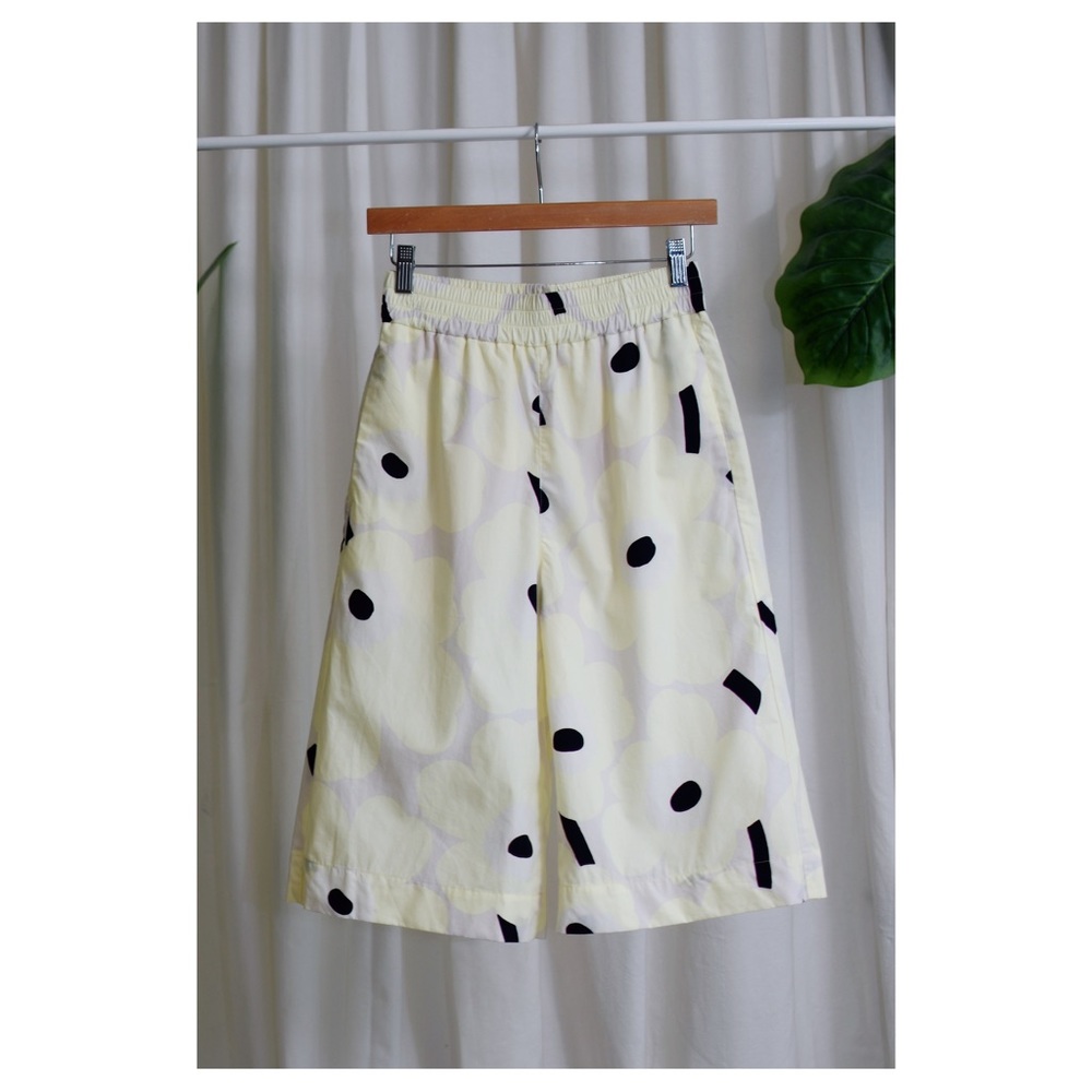 MARIMEKKO Paistaa Pieni Unikko 2 Shorts